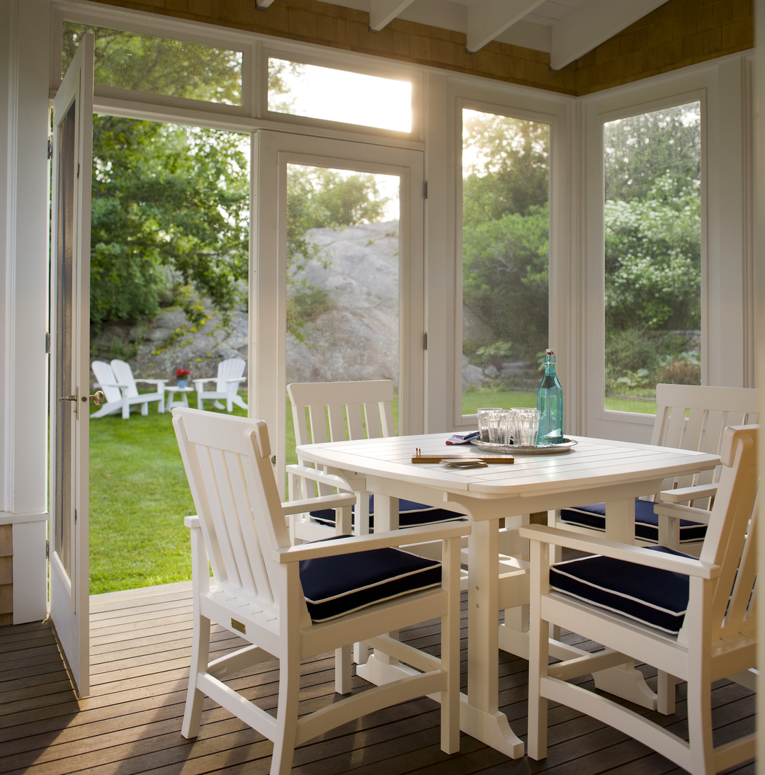 Portsmouth Dining Table 42″