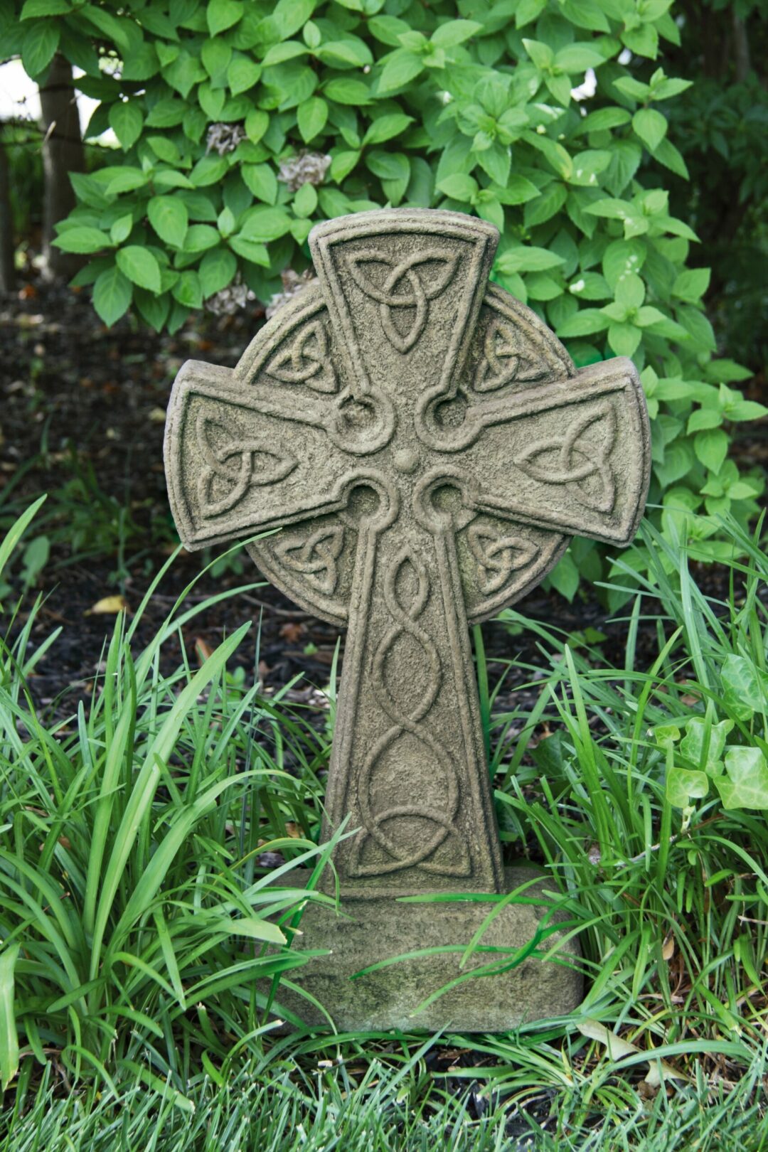 24″ Celtic Cross