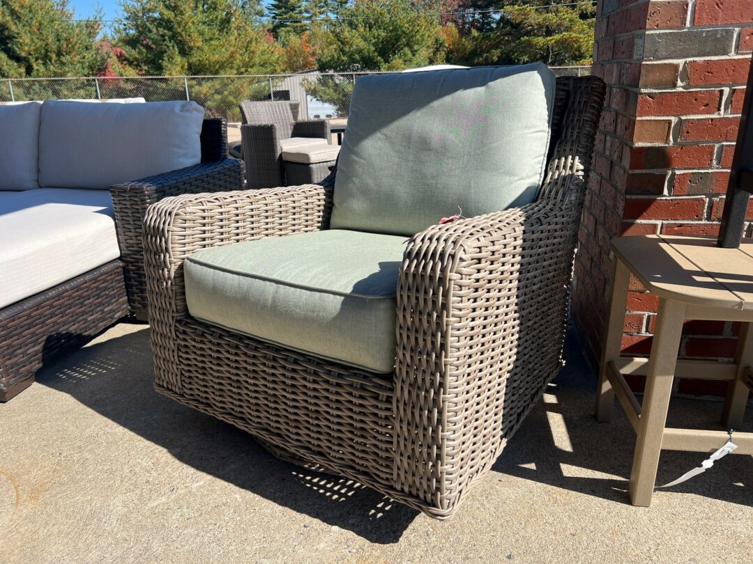 Laurent Swivel Glider