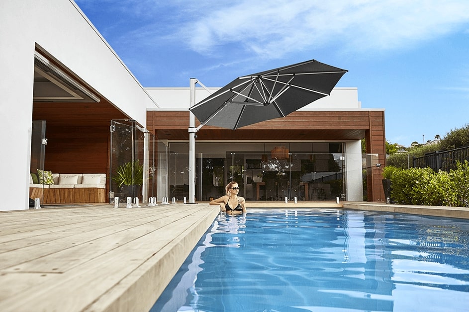 Eclipse 13′ Cantilever Umbrella