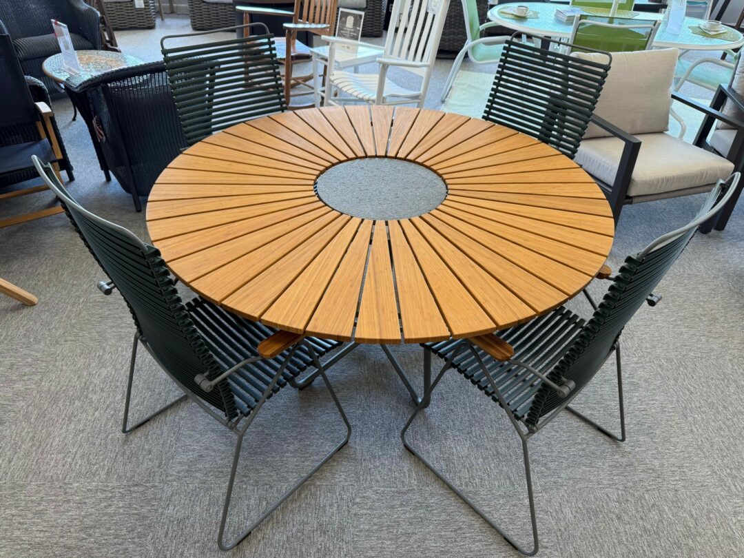 Houe 5-piece dining set